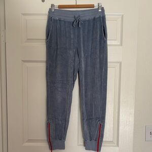 Sundry Light Blue Velour Jogger Pants with Red zipper on ankle sz 2